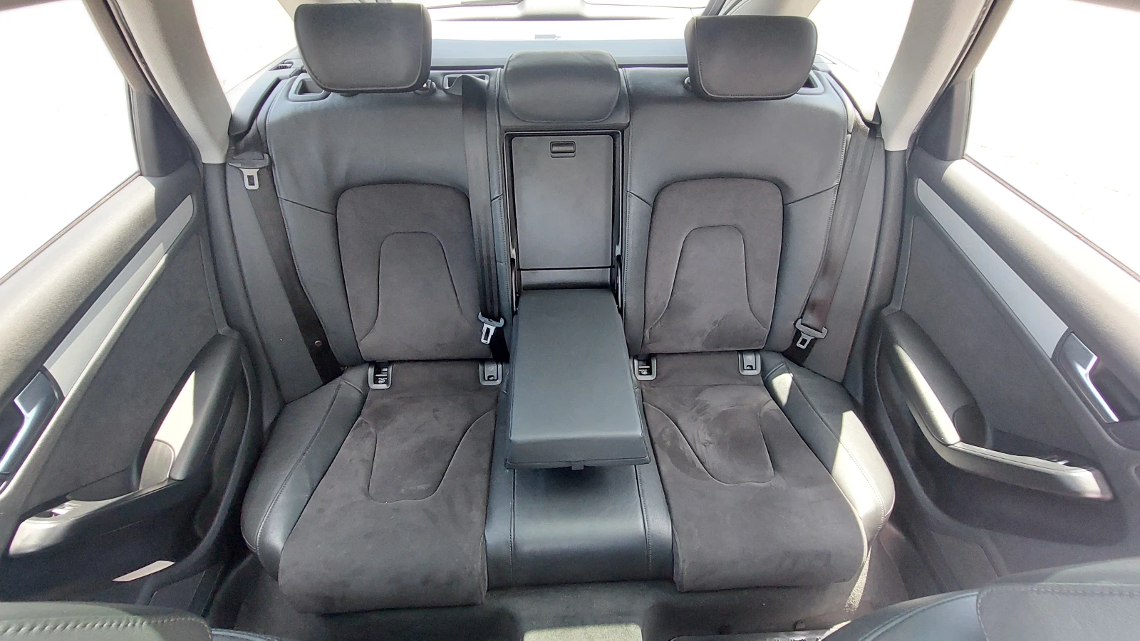Audi A4 Allroad Quattro , снимка 9 - Автомобили и джипове - 55080295