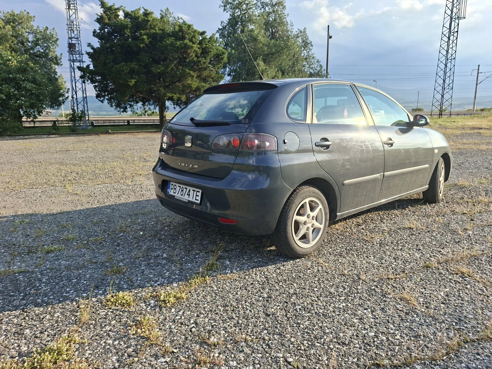 Seat Ibiza 1.4 86к.с, снимка 2 - Автомобили и джипове - 55211529