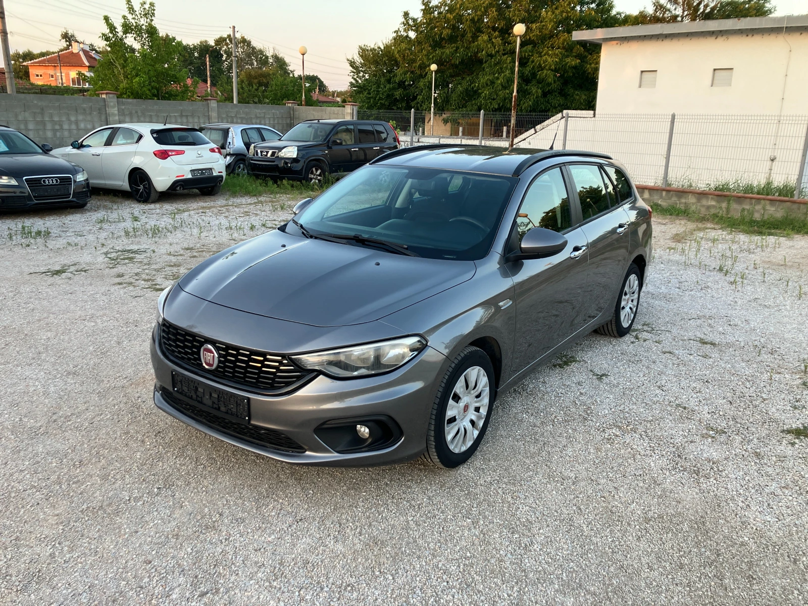 Fiat Tipo 1.6 M-jet, снимка 2 - Автомобили и джипове - 55636181