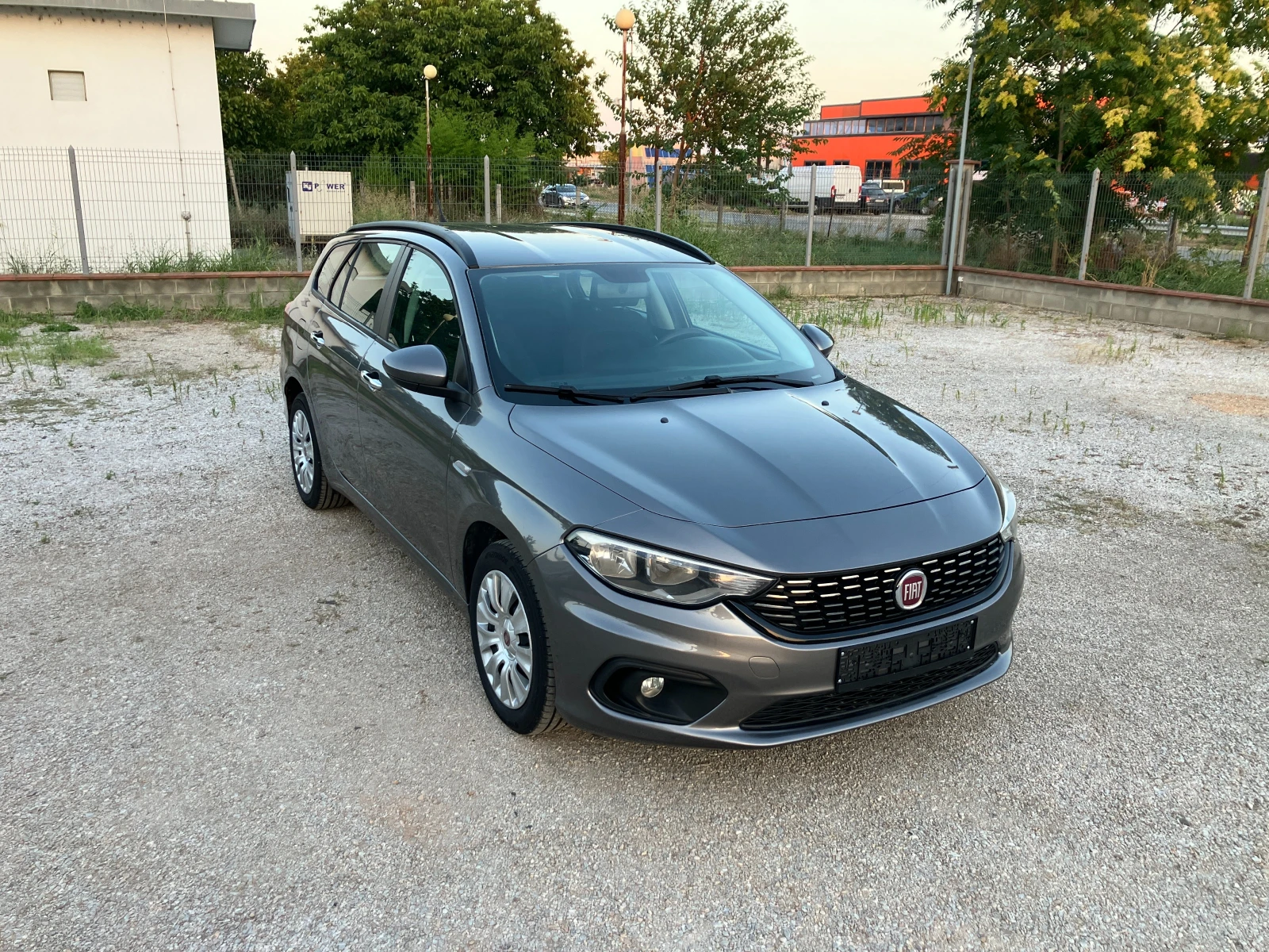 Fiat Tipo 1.6 M-jet, снимка 9 - Автомобили и джипове - 55636181