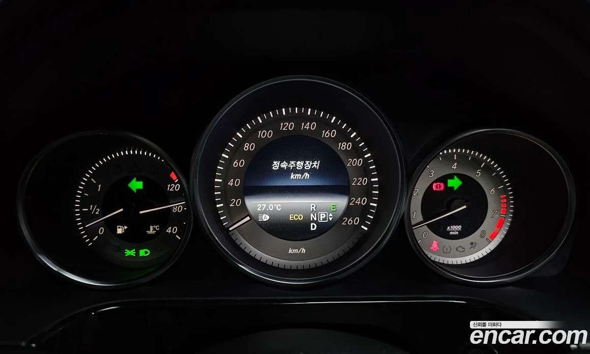 Mercedes-Benz E 350 E350 4MATIC Avantgarde, снимка 8 - Автомобили и джипове - 55685023