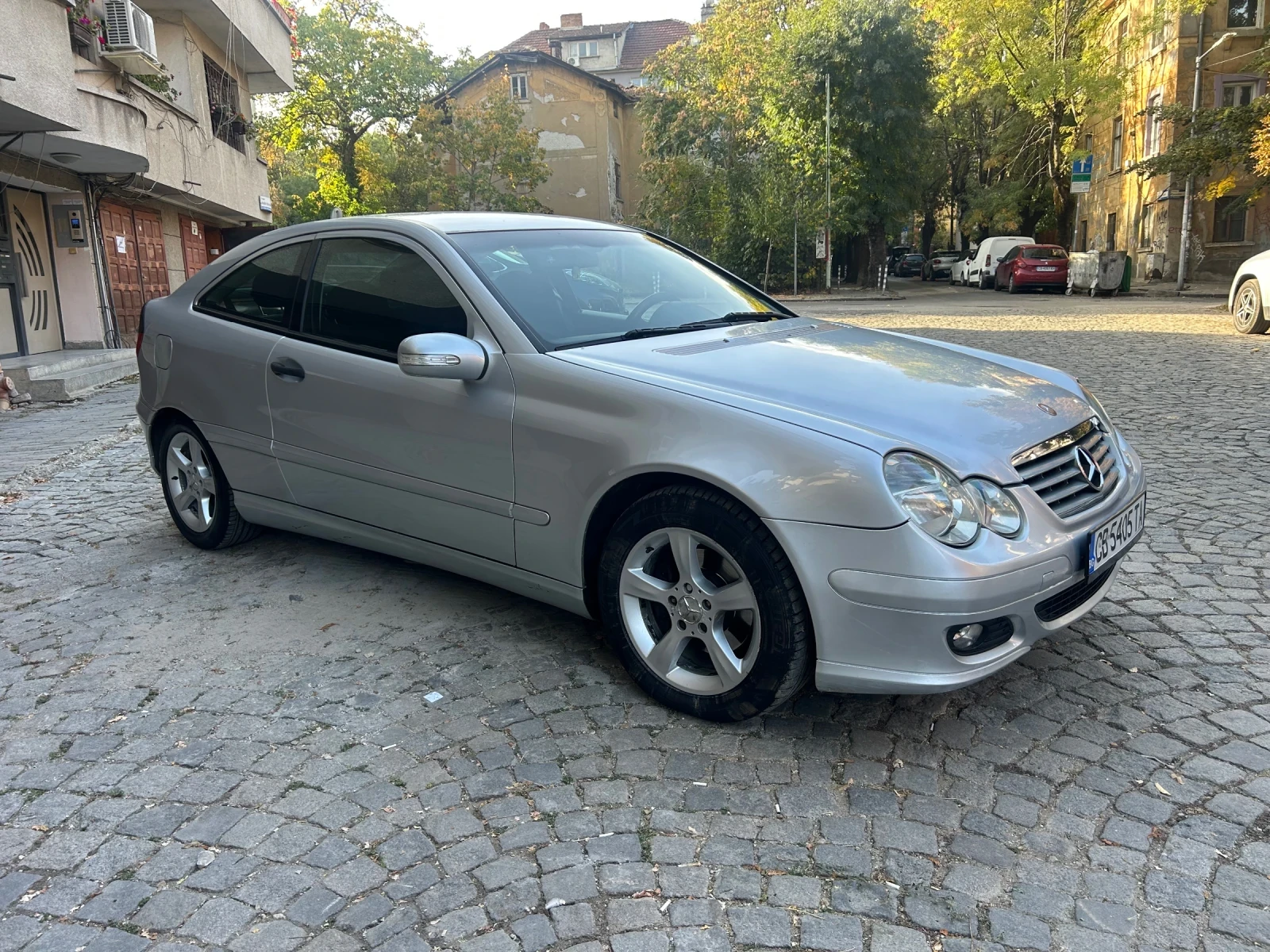 Mercedes-Benz C 200, снимка 3 - Автомобили и джипове - 56514078