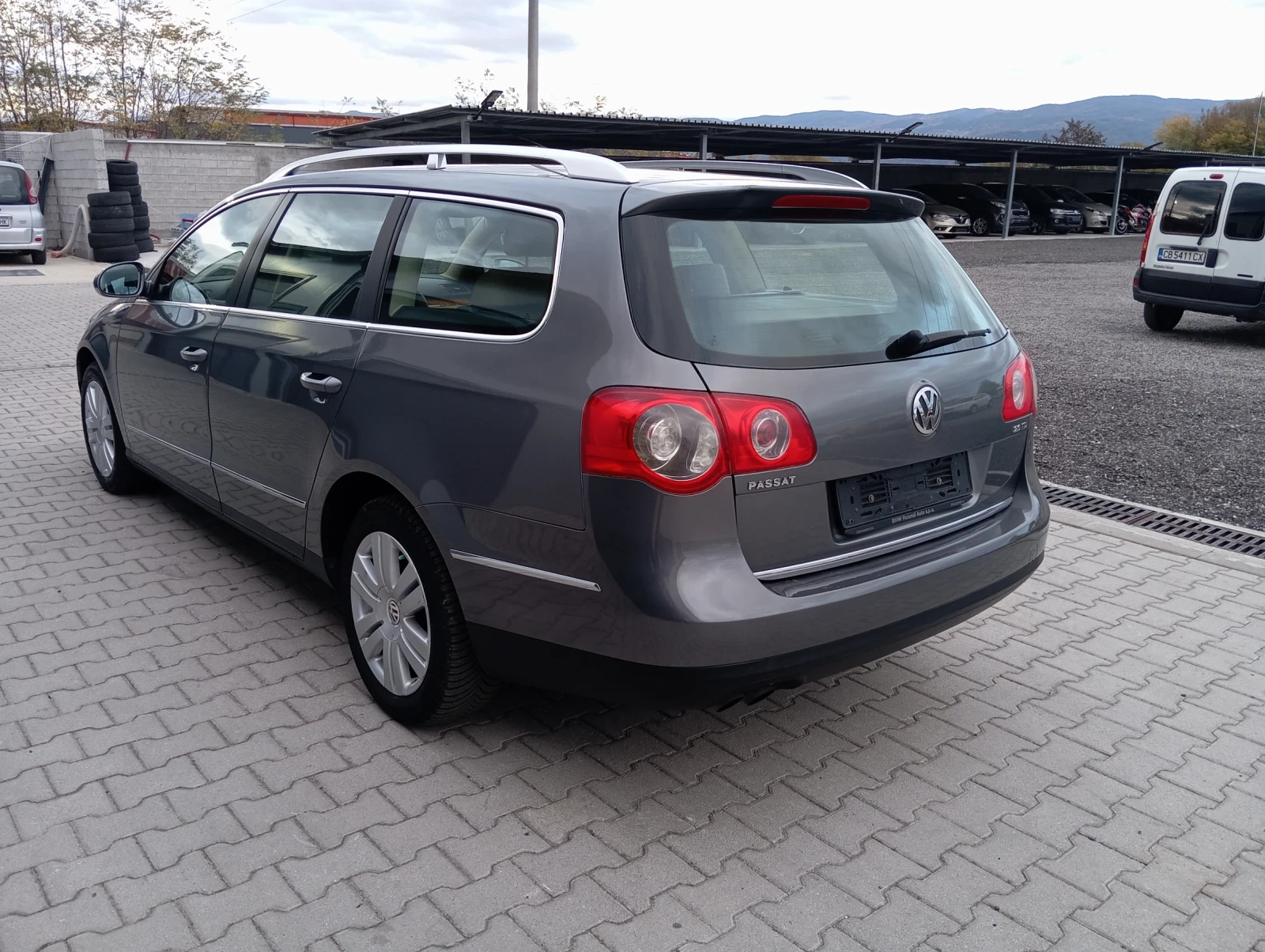 VW Passat  High line Лизинг , снимка 4 - Автомобили и джипове - 56712183