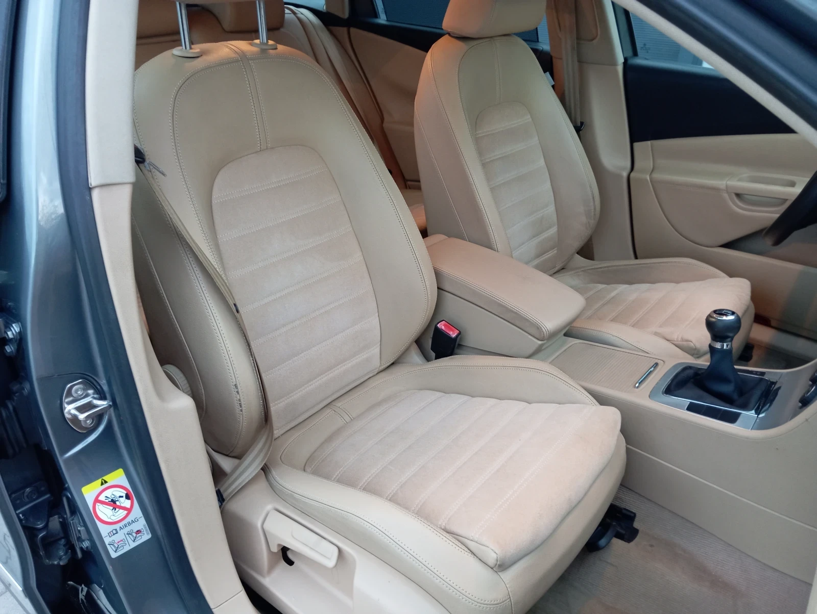 VW Passat  High line Лизинг , снимка 9 - Автомобили и джипове - 56712183