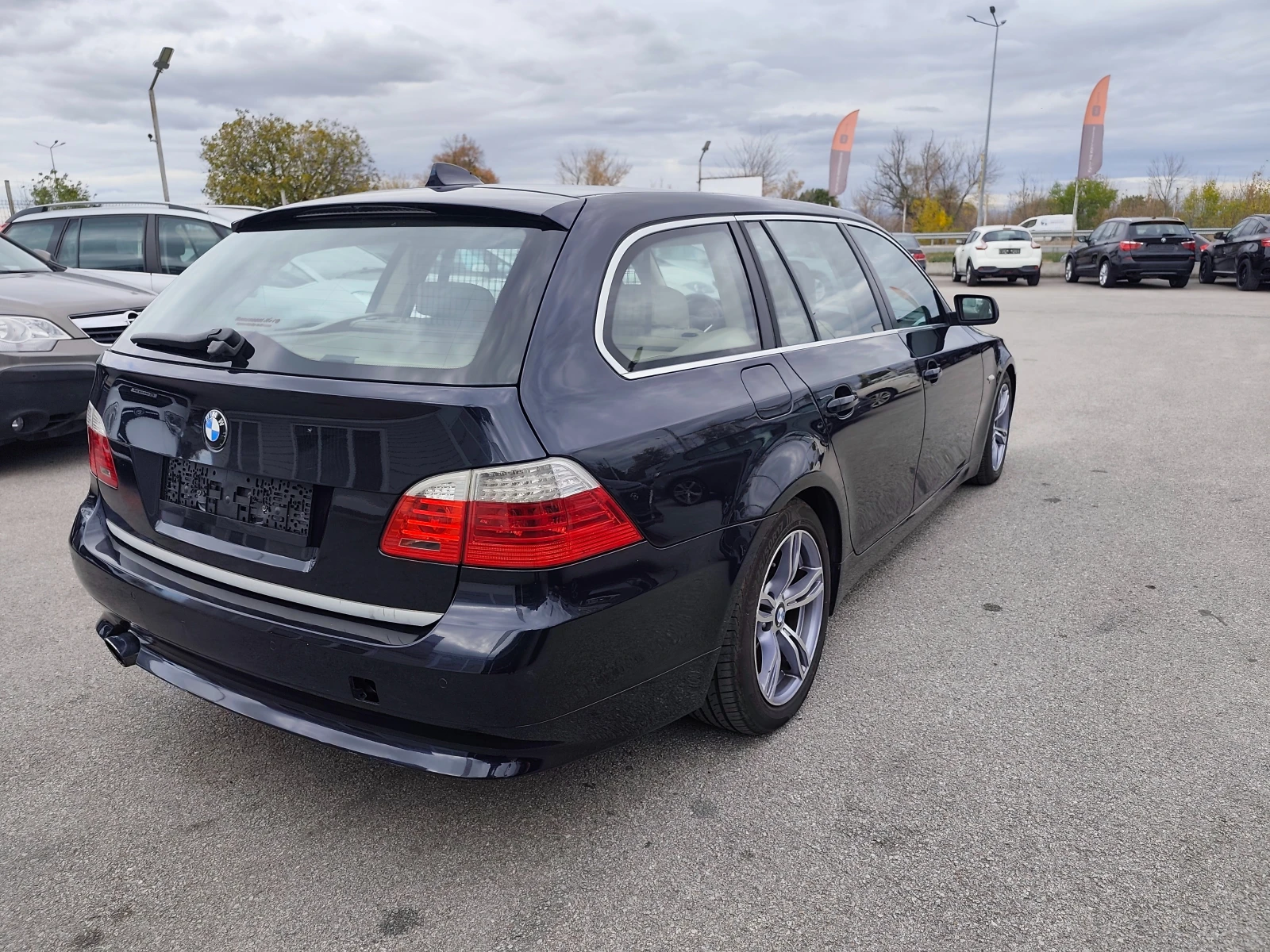 BMW 520 FACE LIFT | Mobile.bg � ����������� 4