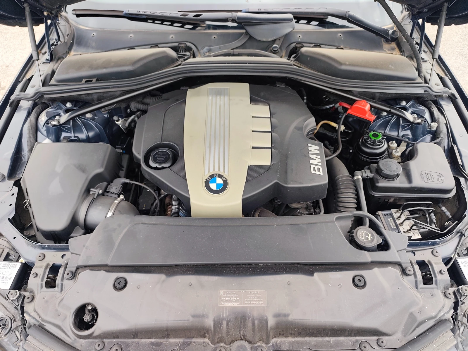BMW 520 FACE LIFT | Mobile.bg � ����������� 16