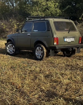 Lada Niva | Mobile.bg    3