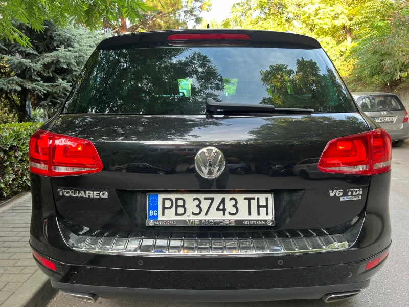 VW Touareg 3.0TDI LED/XENON/NAVI/PODGREV/KOJA/UNIKAT, снимка 8 - Автомобили и джипове - 47318873