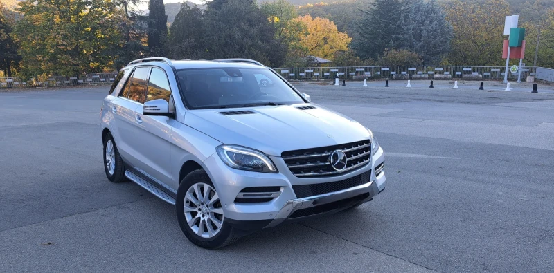 Mercedes-Benz ML 350 4MATIC, снимка 4 - Автомобили и джипове - 47736469