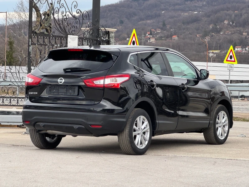 Nissan Qashqai 1.2i TURBO АВТОМАТ НАВИ, снимка 5 - Автомобили и джипове - 48551599