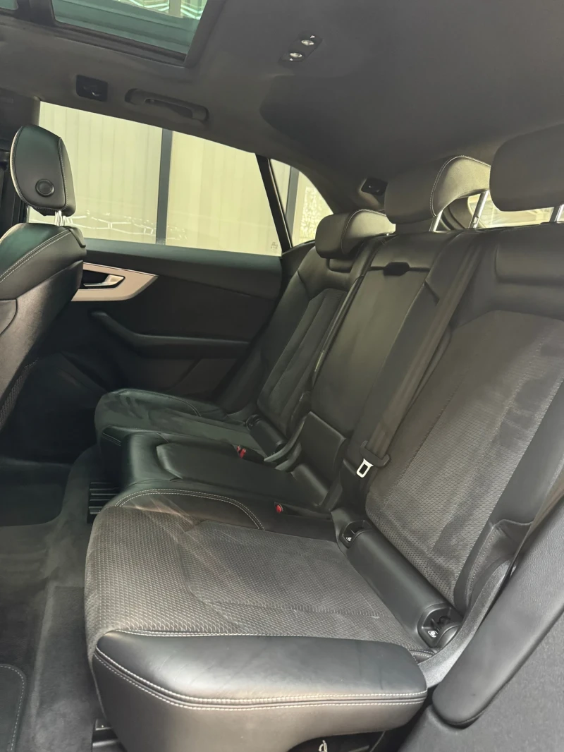 Audi Q8 5.0 TDI/3xS-line-BLACK OPTIC/DISTRONIK/ПАНОРАМА, снимка 15 - Автомобили и джипове - 52407579
