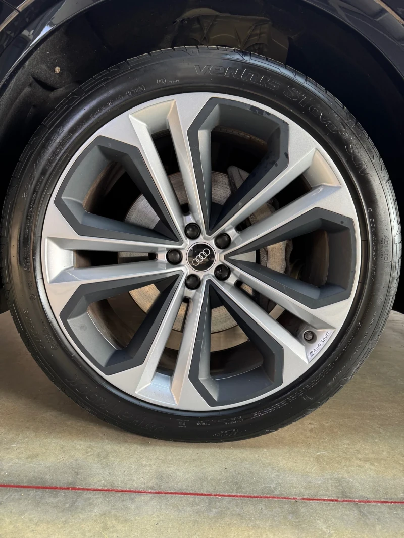 Audi Q8 5.0 TDI/3xS-line-BLACK OPTIC/DISTRONIK/ПАНОРАМА, снимка 5 - Автомобили и джипове - 52407579