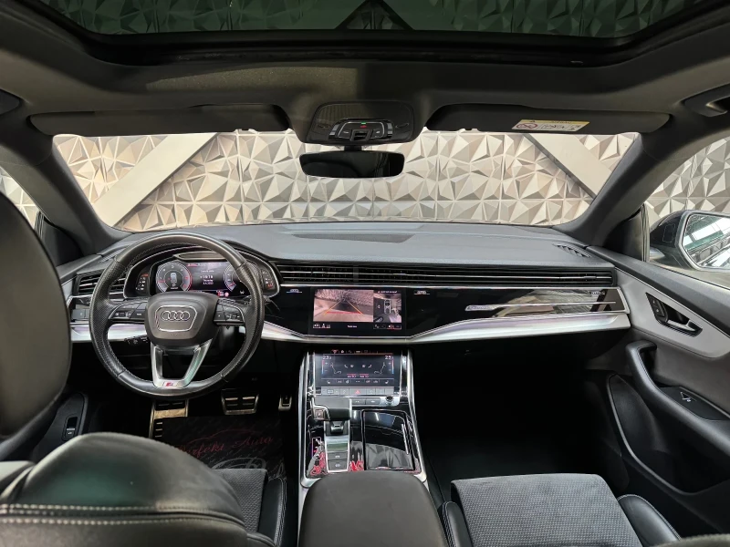 Audi Q8 5.0 TDI/3xS-line-BLACK OPTIC/DISTRONIK/ПАНОРАМА, снимка 9 - Автомобили и джипове - 52407579