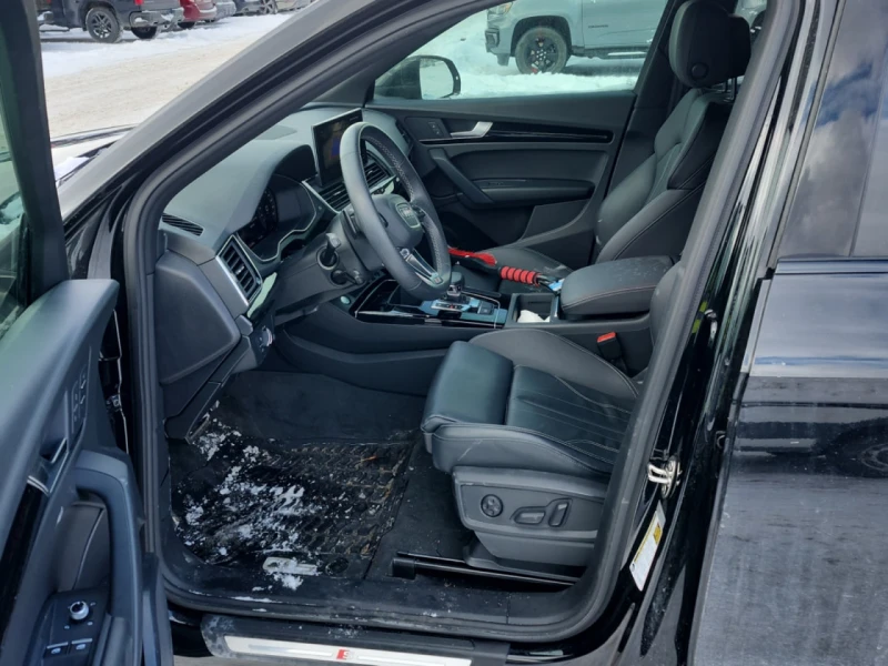 Audi Q5 Distronic* Подгреви* От представителство на VW* , снимка 4 - Автомобили и джипове - 53535091