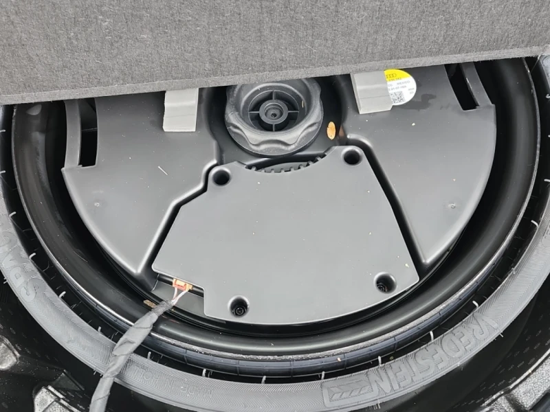 Audi Q5 Distronic* Подгреви* От представителство на VW* , снимка 9 - Автомобили и джипове - 53535091