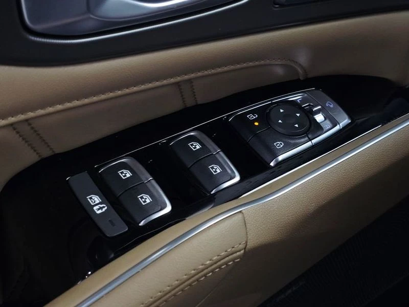 Kia Sorento 1.6 Automatic Hybrit, снимка 15 - Автомобили и джипове - 55740409