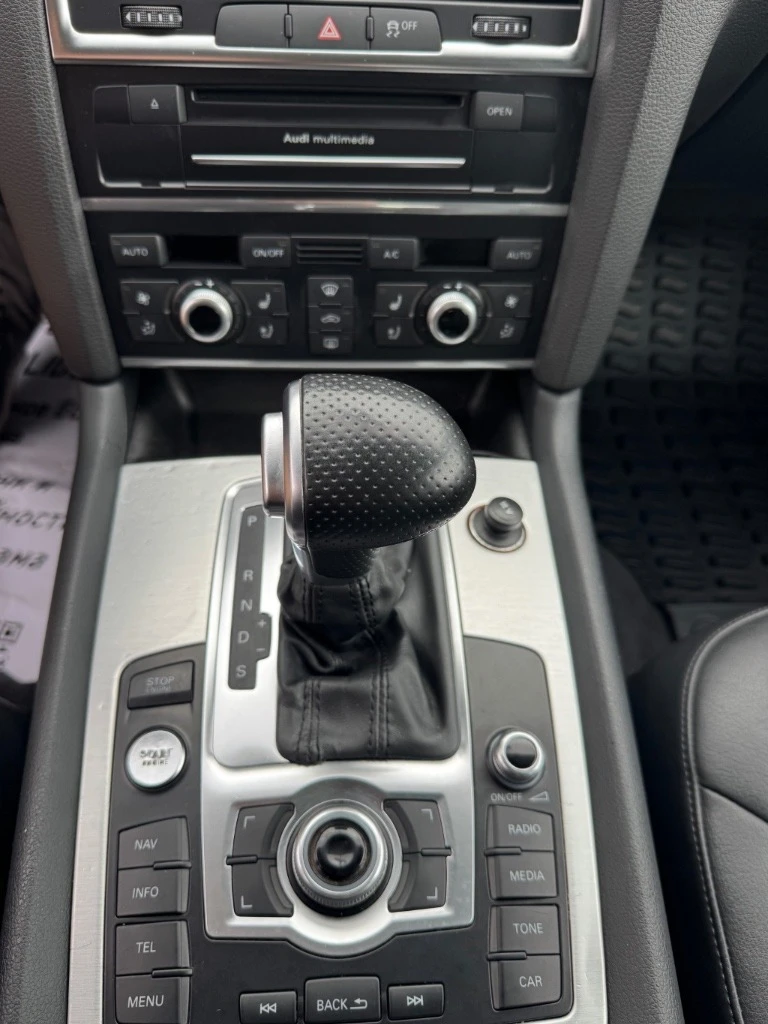 Audi Q7 ИЗПЛАЩАНЕ , снимка 13 - Автомобили и джипове - 56384259