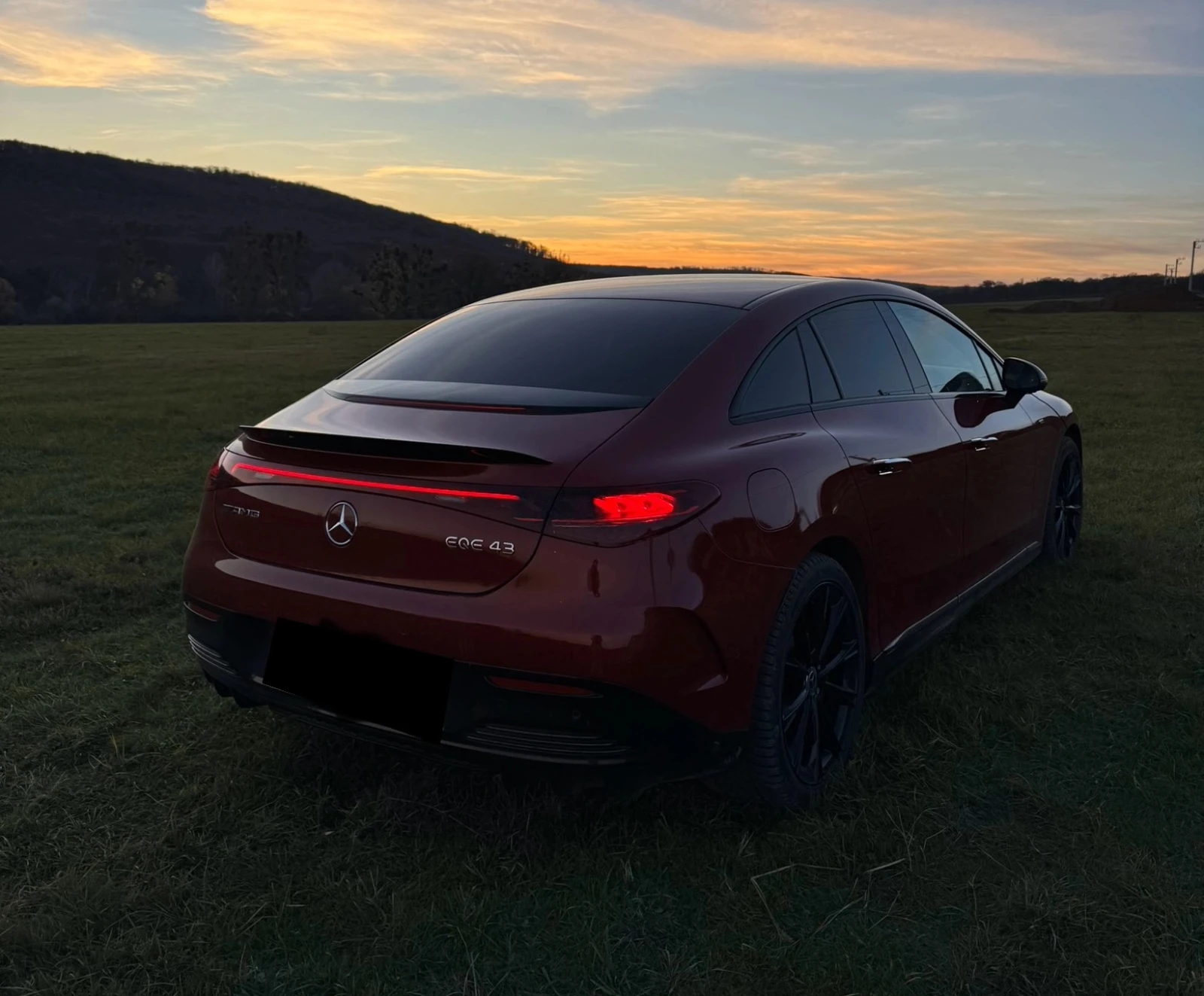 Mercedes-Benz EQE AMG 43 4MATIC, снимка 3 - Автомобили и джипове - 53736525