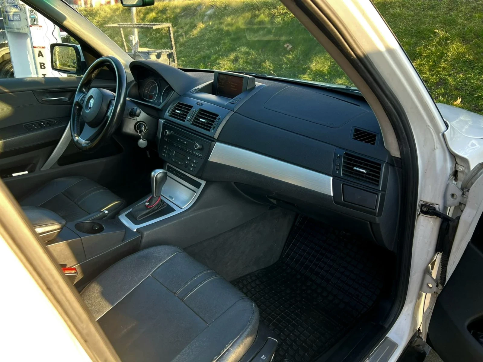 BMW X3 2.0 XDrive / СМЕНЕНА ВЕРИГА / ОБСЛУЖЕНА НАПЪЛНО, снимка 13 - Автомобили и джипове - 53819117