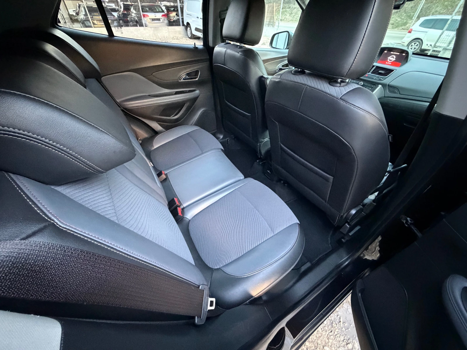 Opel Mokka 1.4BENZIN* LPG* TOP* FULL, снимка 13 - Автомобили и джипове - 53992777