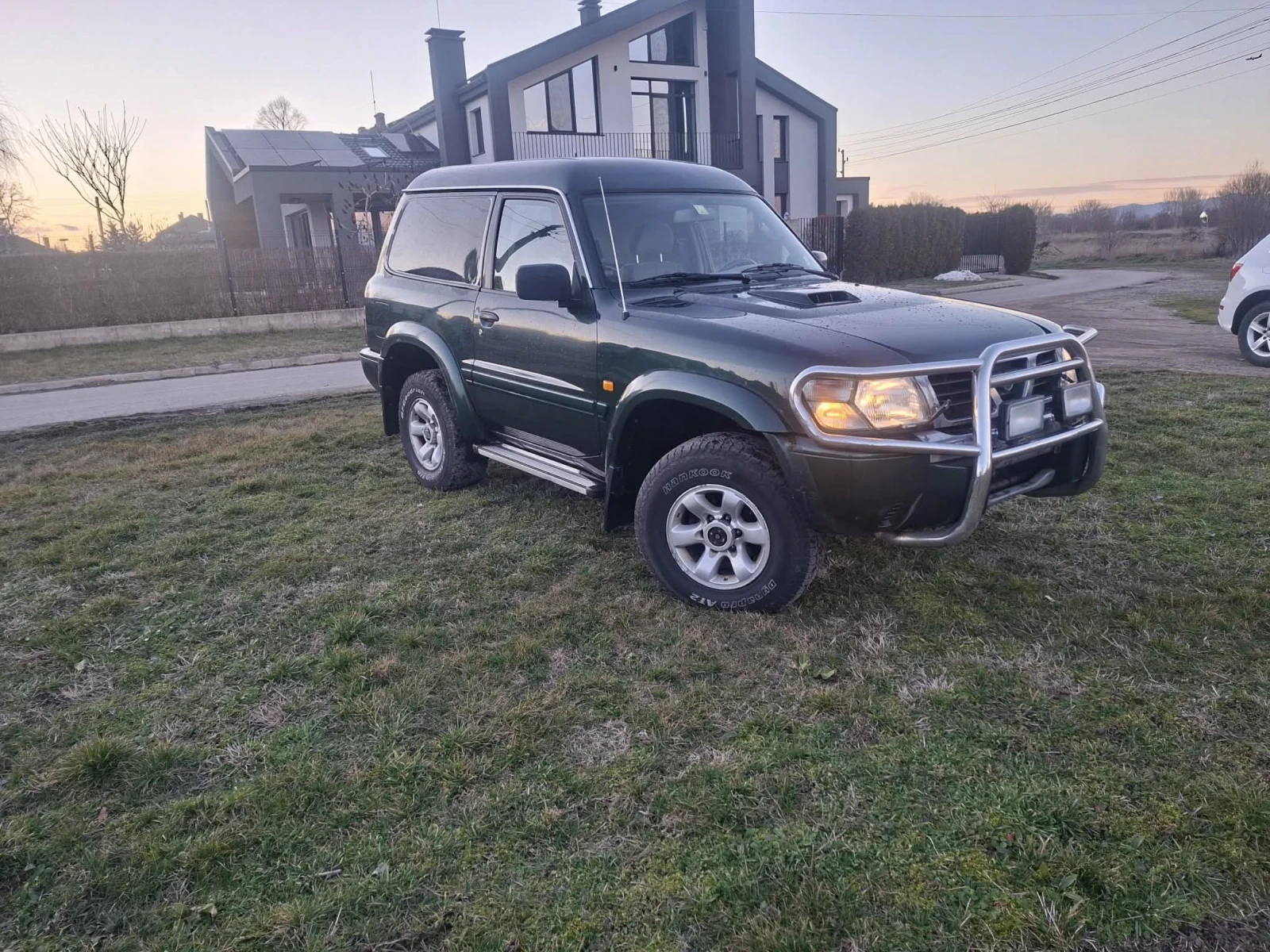 Nissan Patrol, снимка 4 - Автомобили и джипове - 54033344