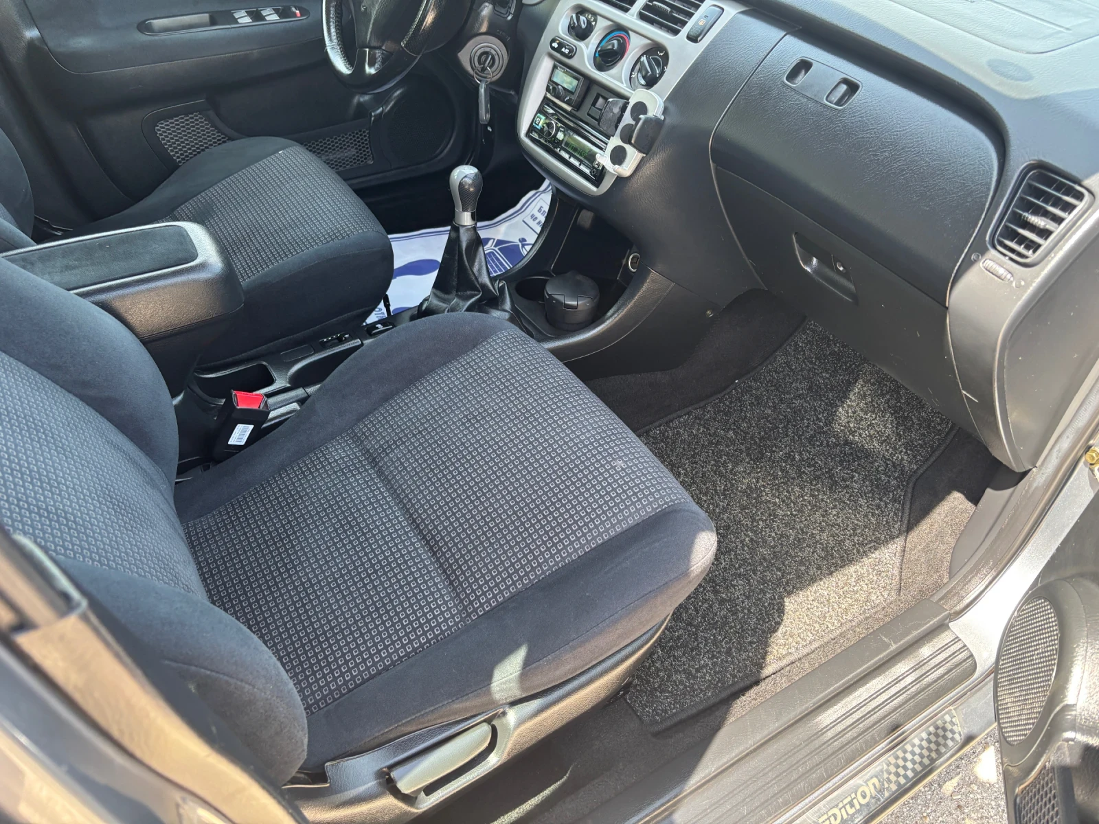 Honda Hr-v 2005+ ФЕЙС+ 1.6+ 4* 4+ 144хл, снимка 14 - Автомобили и джипове - 54389447