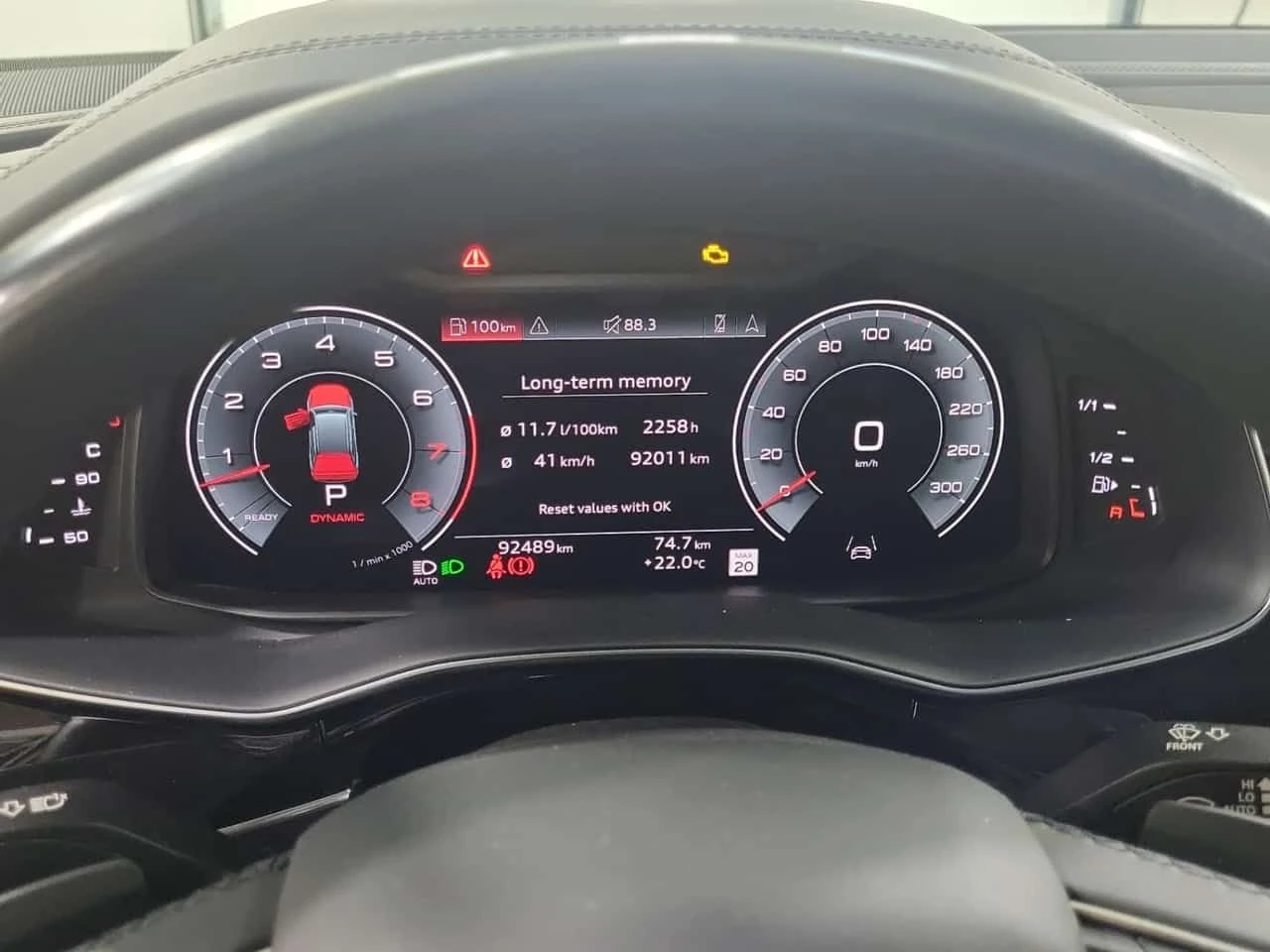 Audi Q7 * ДИСТРОНИК * 360 КАМЕРА * ОБДУХВАНЕ * 2 КЛЮЧА * , снимка 9 - Автомобили и джипове - 54759506