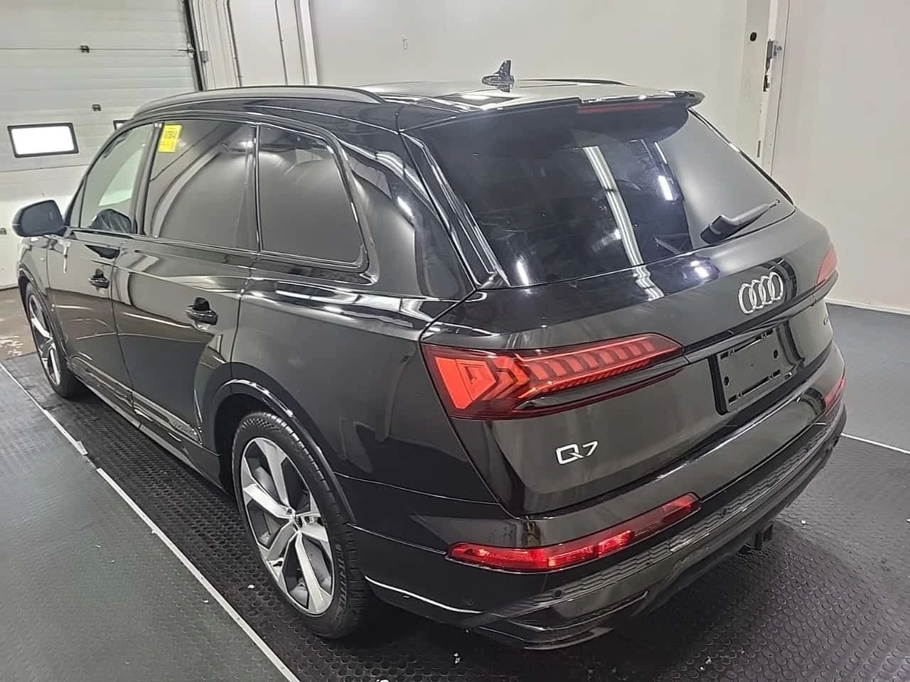 Audi Q7 * ДИСТРОНИК * 360 КАМЕРА * ОБДУХВАНЕ * 2 КЛЮЧА * , снимка 4 - Автомобили и джипове - 54759506