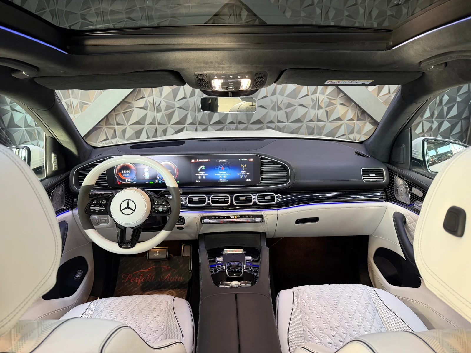 Mercedes-Benz GLS 600 MAYBACH* BRABUS* 4 MATIC * FULL Екстри * BURMESTER, снимка 9 - Автомобили и джипове - 55009236