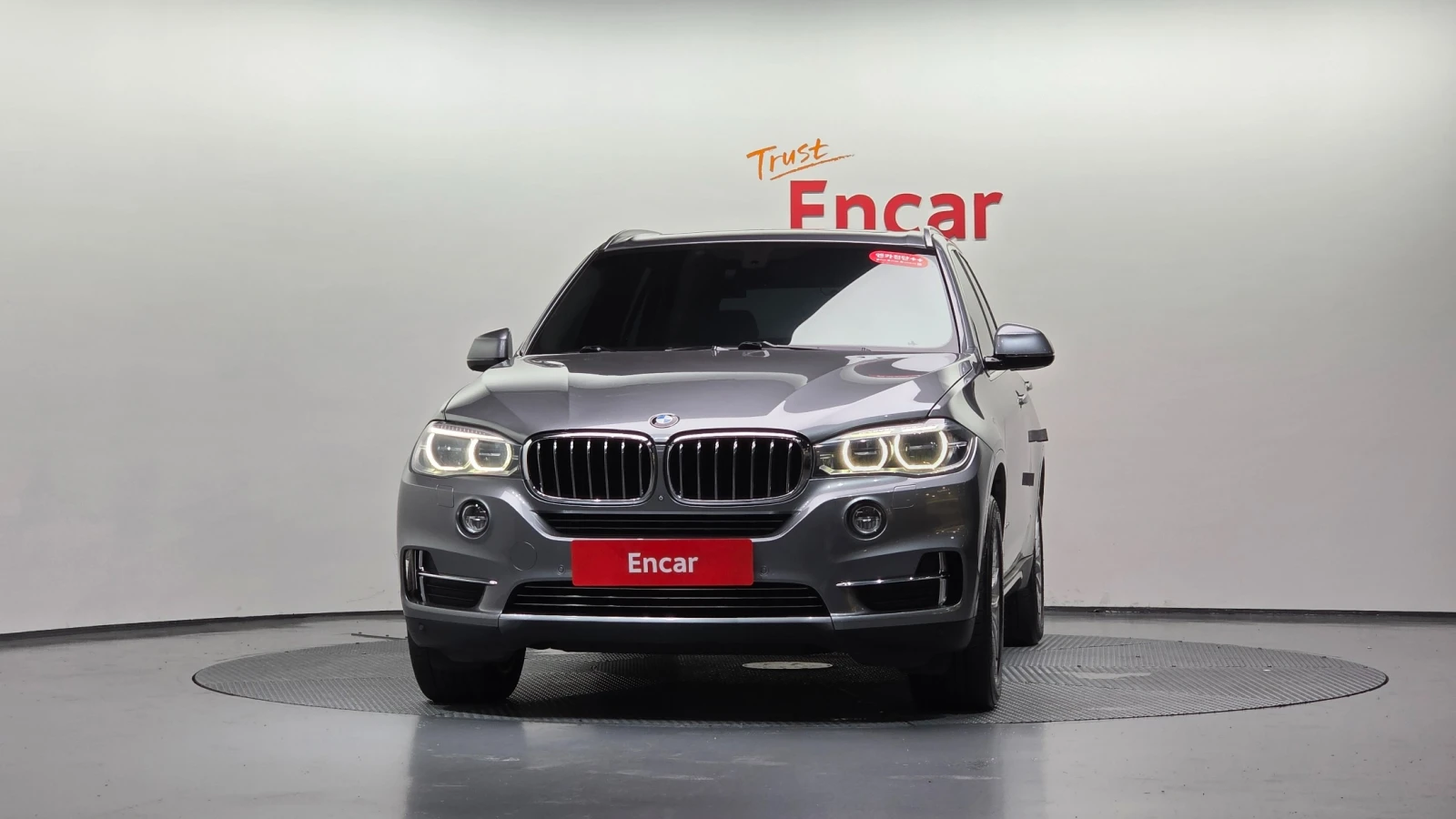 BMW X5 * 360 * ПОДГРЕВИ * HUD * ПАНО * 2 КЛЮЧА, снимка 2 - Автомобили и джипове - 55234326