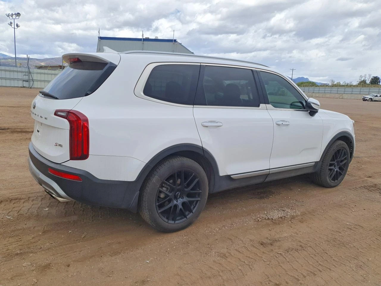 Kia Telluride 3.8l S, снимка 3 - Автомобили и джипове - 55370802