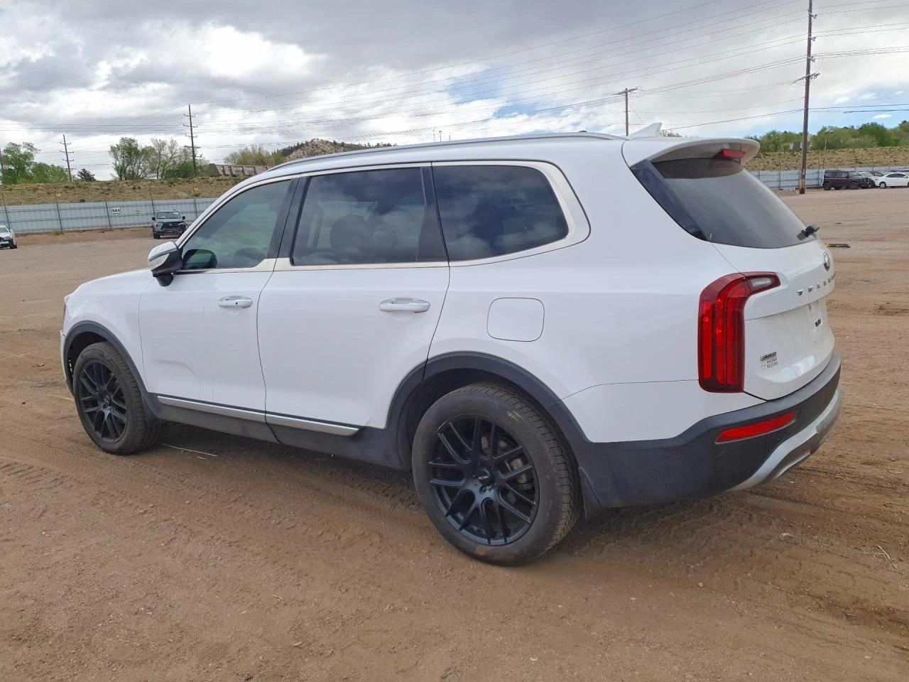 Kia Telluride 3.8l S, снимка 2 - Автомобили и джипове - 55370802