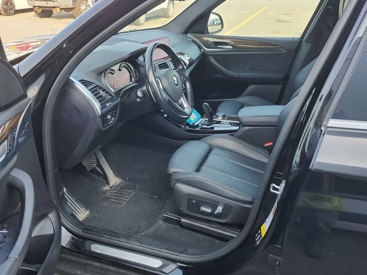 BMW X3 XDRIVE30I/CARFAХ/ПОДГРЕВ/КОЖА/, снимка 7 - Автомобили и джипове - 55619500