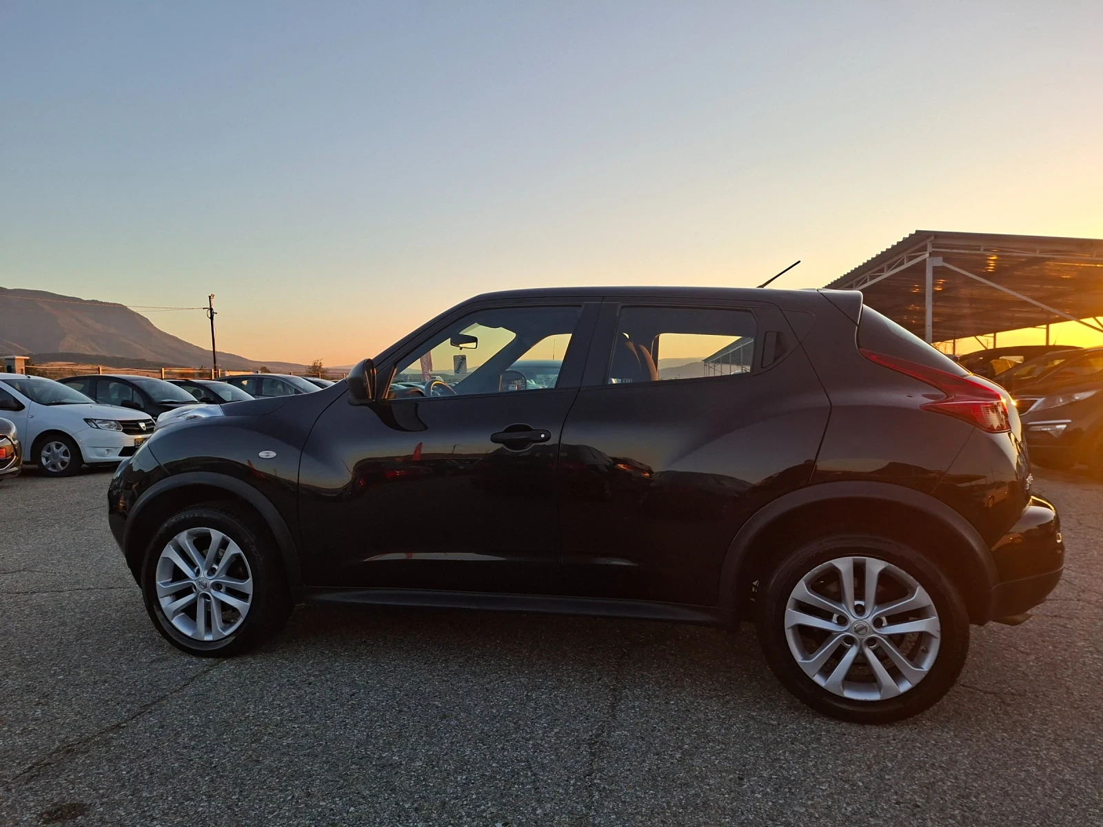 Nissan Juke 1, 5 dci, снимка 8 - Автомобили и джипове - 55965439