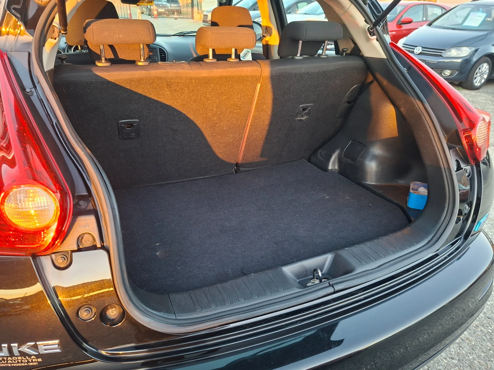 Nissan Juke 1, 5 dci, снимка 13 - Автомобили и джипове - 55965439