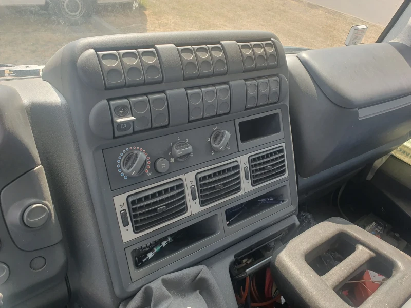 Iveco Eurocargo 120E25, снимка 12 - Камиони - 52672330