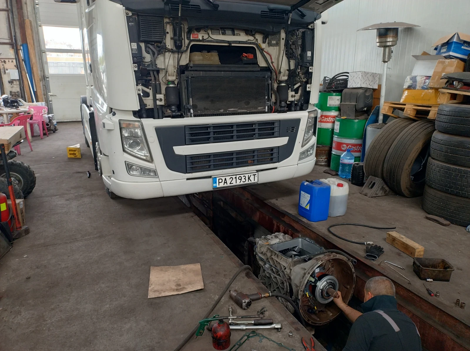 Volvo Fh ТОП Кондиция EEV, снимка 9 - Камиони - 55879231
