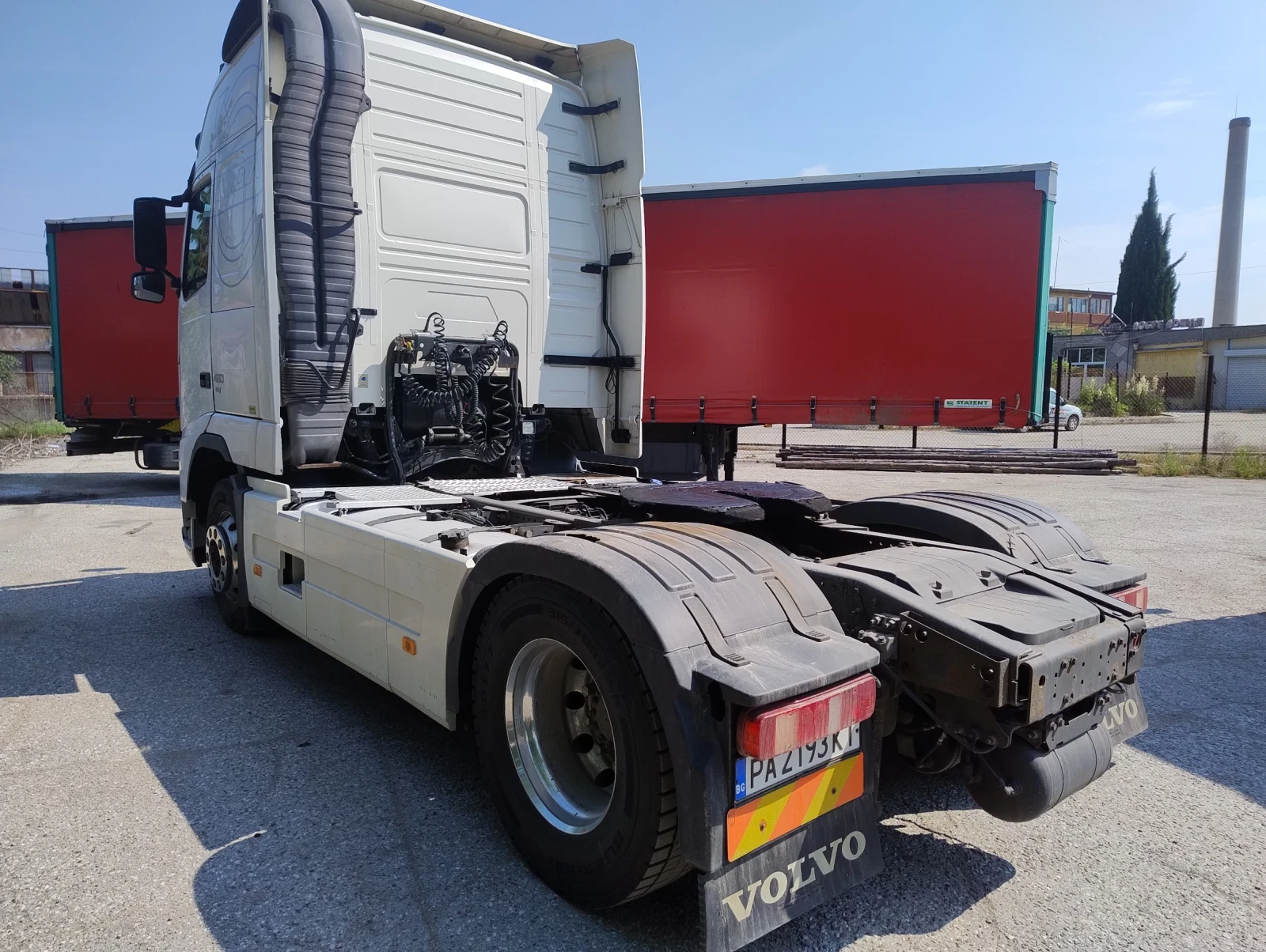 Volvo Fh ТОП Кондиция EEV, снимка 4 - Камиони - 55879231