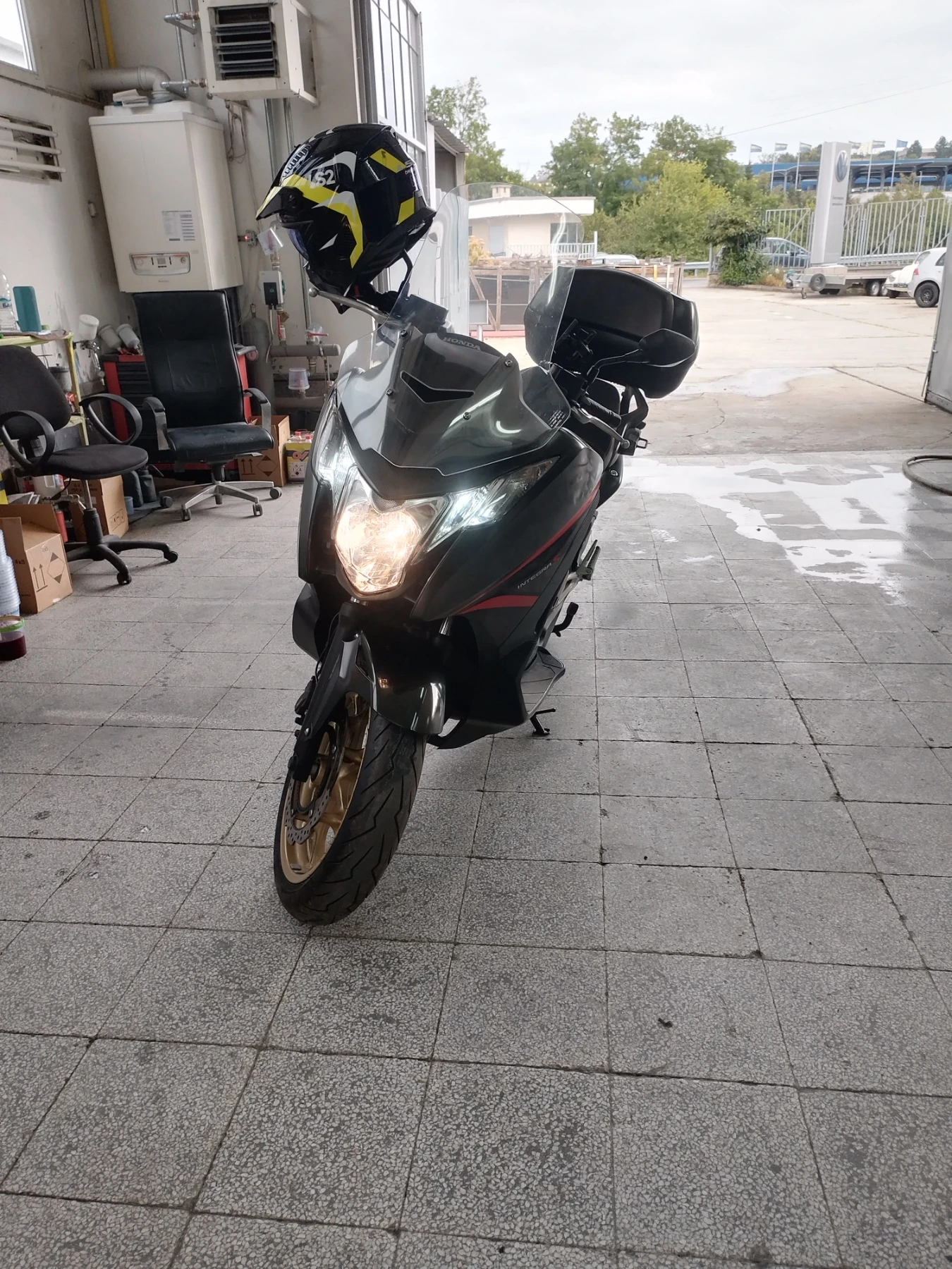 Honda Integra 750 - изображение 3