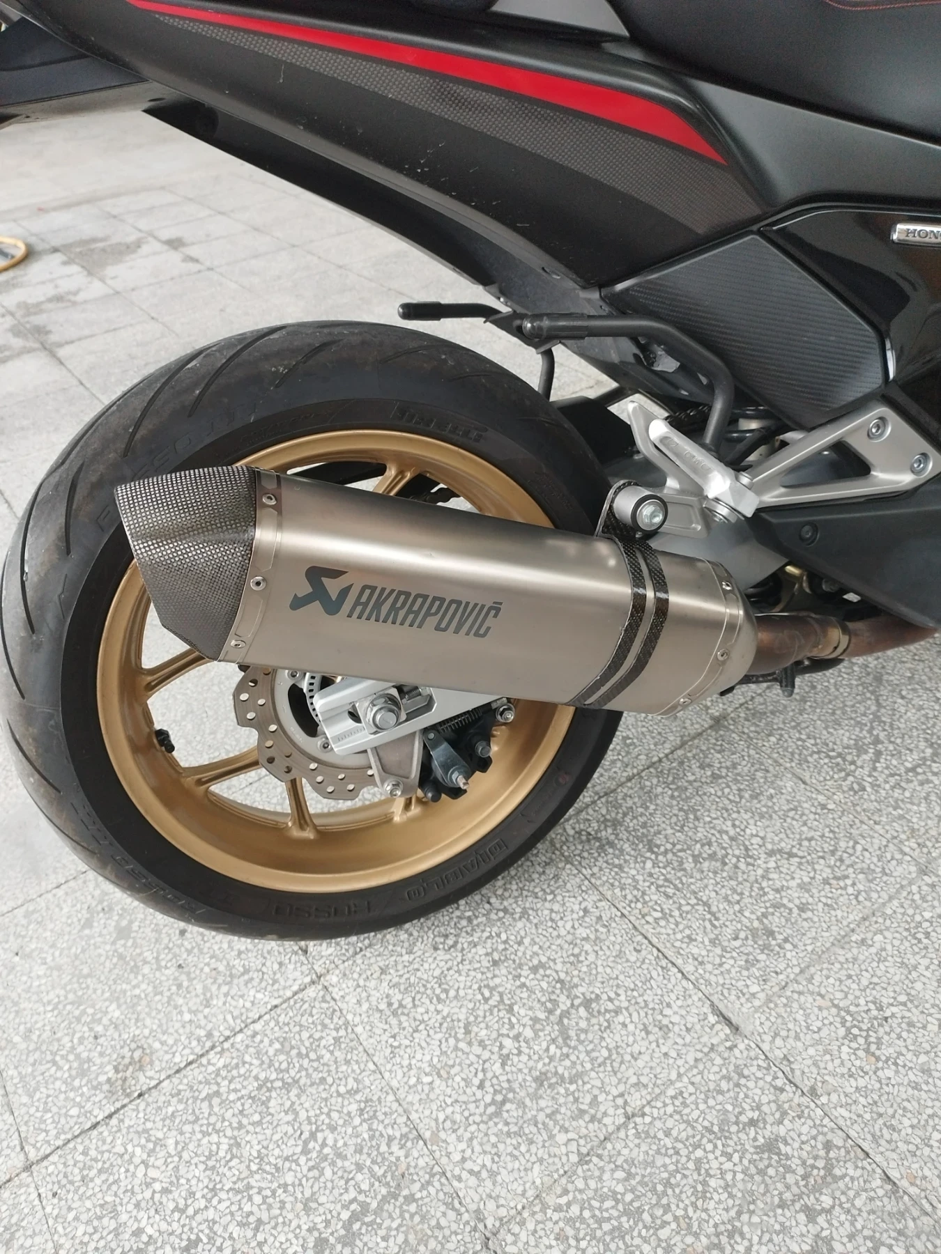 Honda Integra 750 - изображение 6
