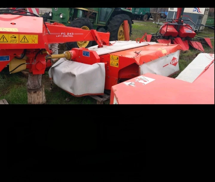 Сенокосачка John Deere, снимка 10 - Селскостопанска техника - 53446229