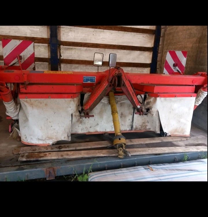 Сенокосачка John Deere, снимка 6 - Селскостопанска техника - 53446229