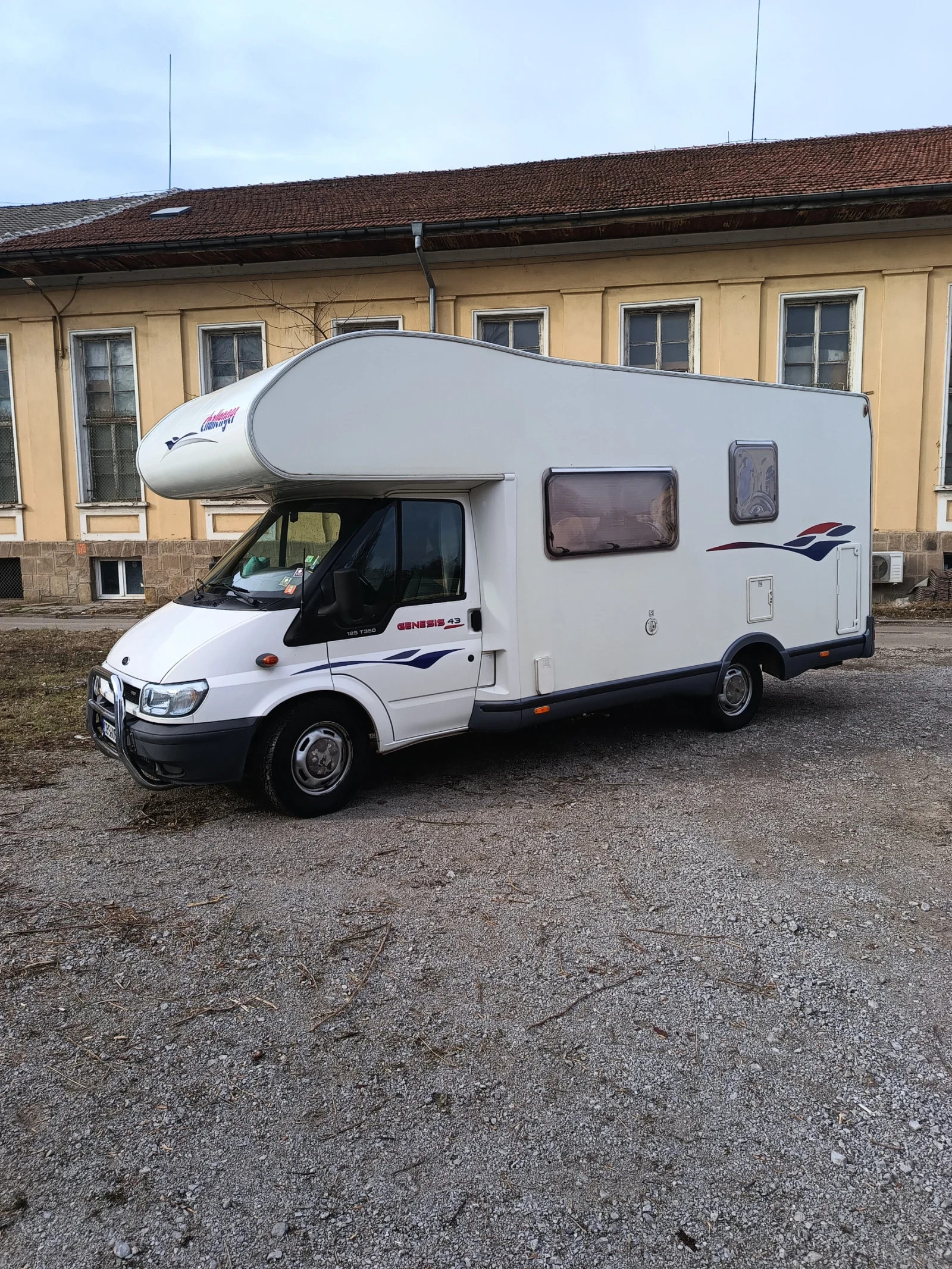 Кемпер Ford Challanger, снимка 1