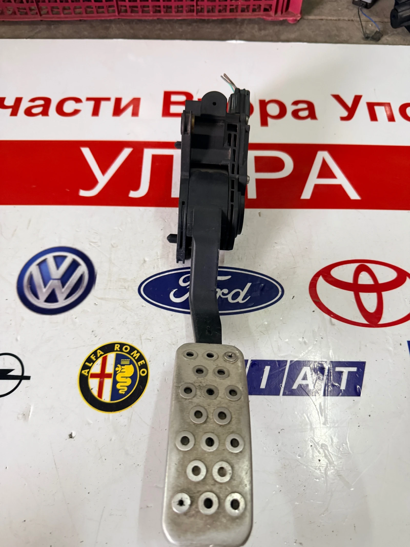 0280755133  ����� ��� RENAULT LAGUNA 3 2.0DCI 180020039R 0280 755 133 | Mobile.bg � ����������� 2