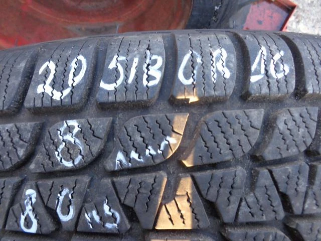 Гуми Зимни 205/80R16, снимка 1 - Гуми и джанти - 12815555