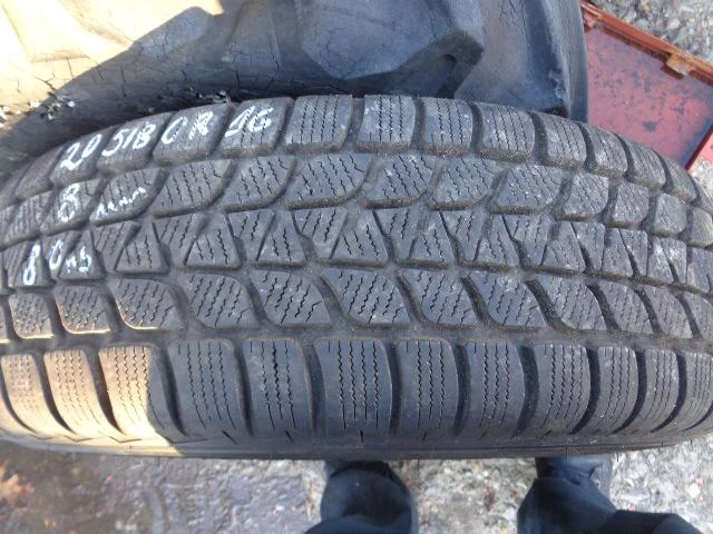 Гуми Зимни 205/80R16, снимка 3 - Гуми и джанти - 12815555