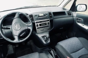 Toyota Corolla verso - 2500 € / 4889.57 лв. - 69185462 16