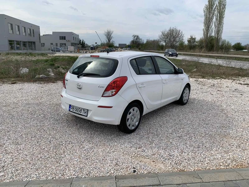 Hyundai I20 LPG , снимка 7 - Автомобили и джипове - 40406619