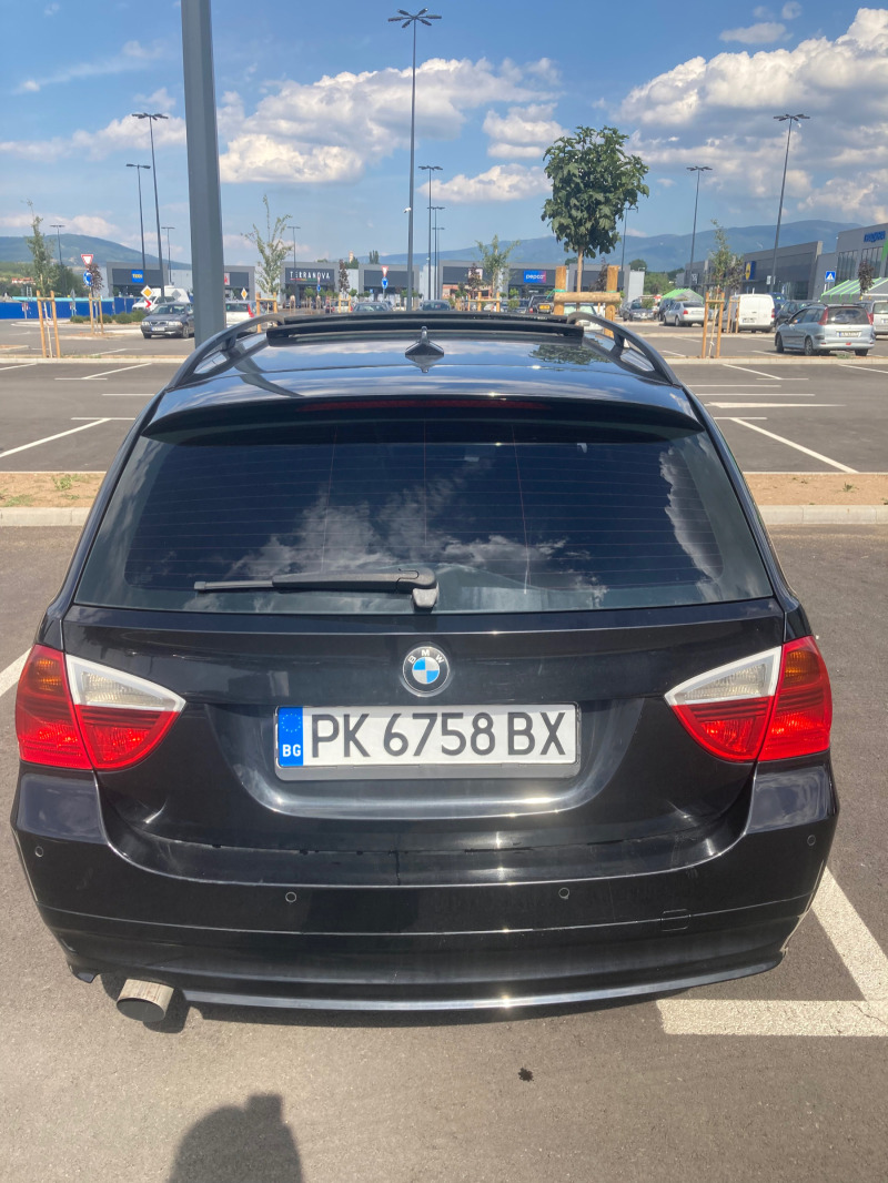 BMW 320 Navi, снимка 1 - Автомобили и джипове - 46288973