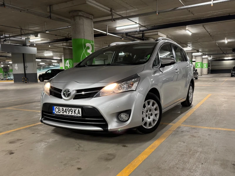 Toyota Verso 1, 8VVTI , снимка 1 - Автомобили и джипове - 48669873